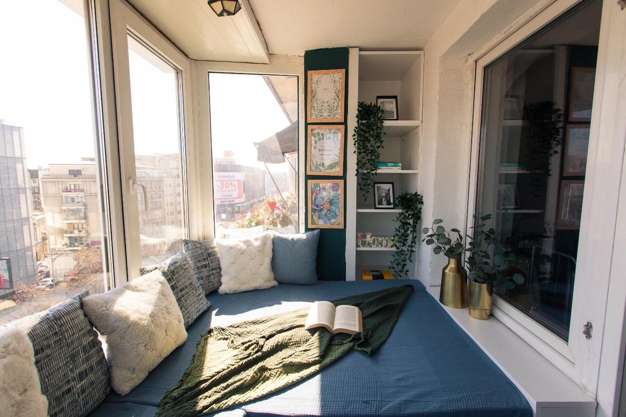 Old Town Apartment With Amazing View From The Balcony Boekarest Buitenkant foto