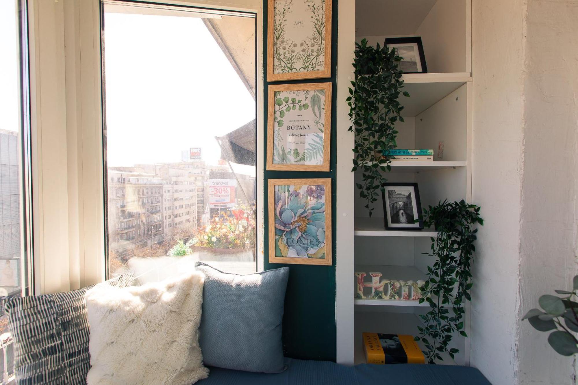 Old Town Apartment With Amazing View From The Balcony Boekarest Buitenkant foto